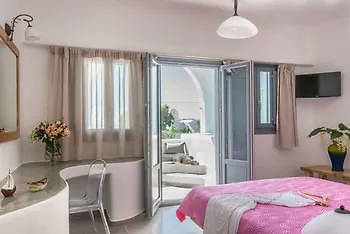 Aspronisi Luxury 4*