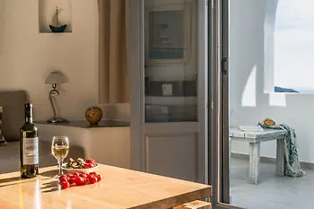 Aspronisi Luxury Megalochori (Santorini)
