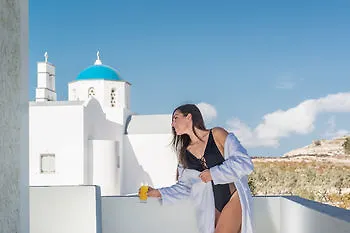 Aspronisi Luxury Hotel 4*
